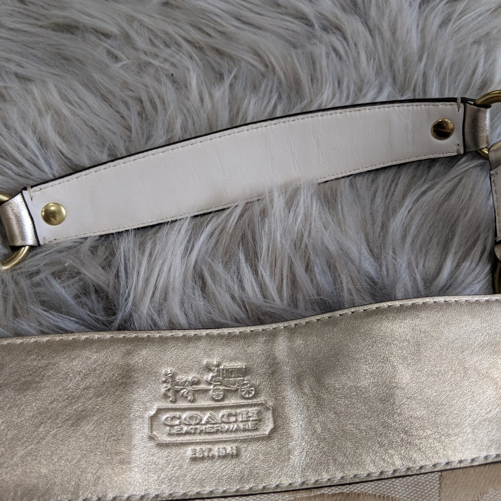 Authentic Coach Monogram Shoulder Handbag - Picture 4 of 8